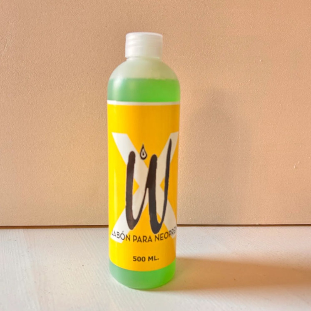 Wetkube - Jabon para Neoprenos 500ml Desinfectante/Buen olor/Hidratante